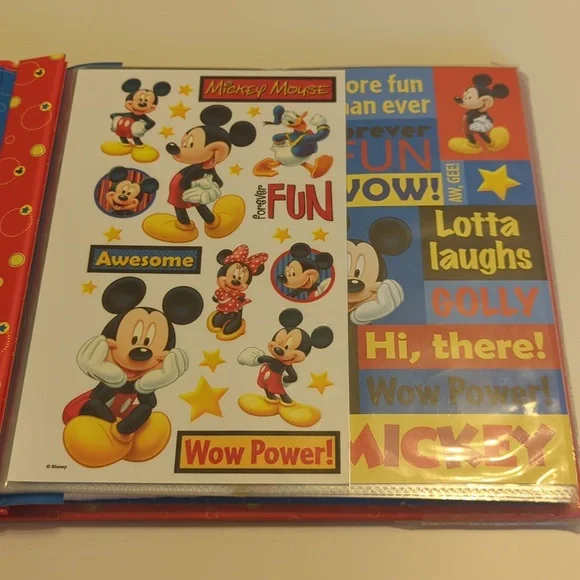 Mickey Mouse 8" X 8" Scrapbook Kit - Picture 4 of 8
